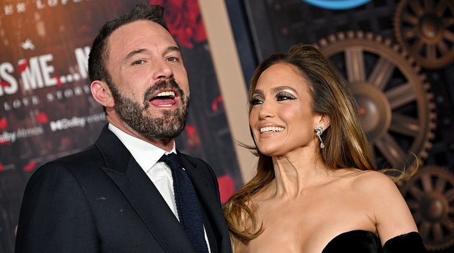 Ben Affleck A N D Jennifer Lopez