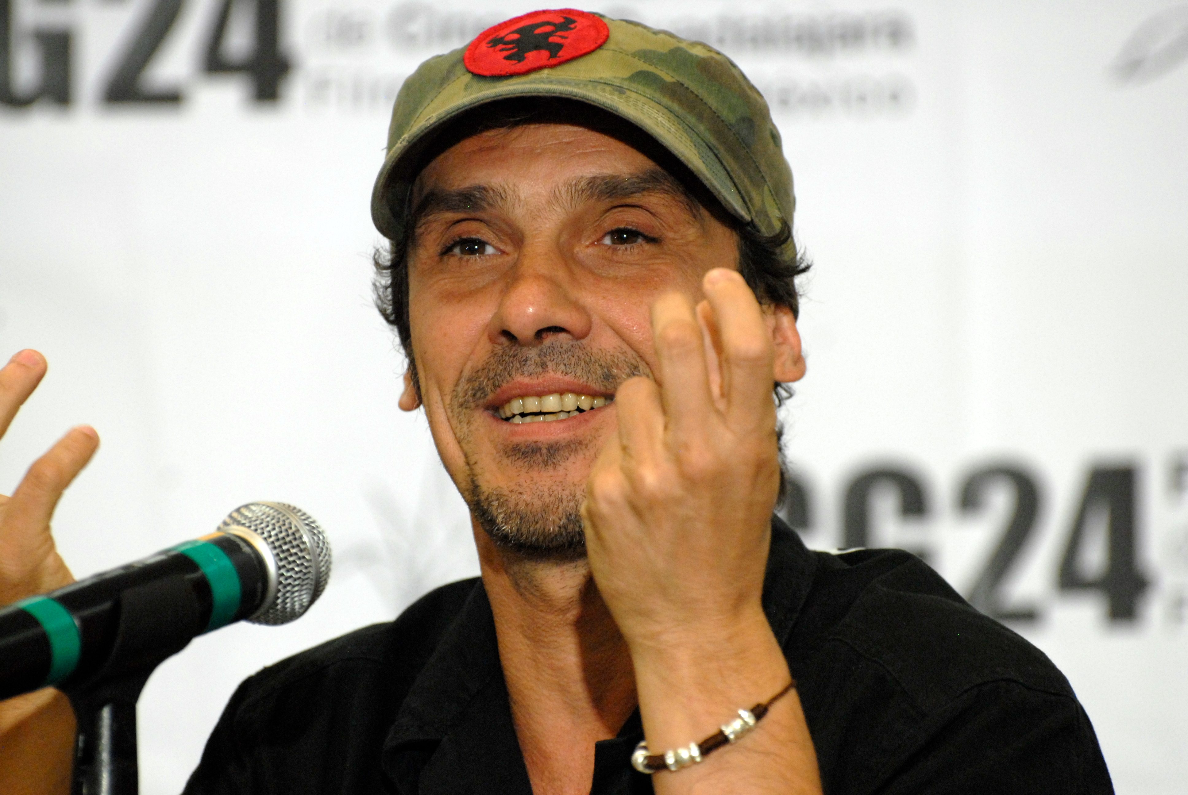 Manu chao Valeur Nette Age Taille Famille Petite Amie Religion Et Carriere